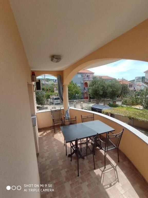 Apartments Antonija - Fitness Vinisce Ngoại thất bức ảnh
